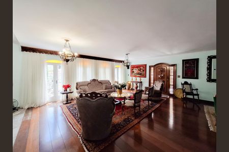 Sala de casa à venda com 5 quartos, 700m² em Lauzane Paulista, São Paulo