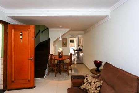 Sala de casa à venda com 2 quartos, 100m² em Jardim Jamaica, São Paulo