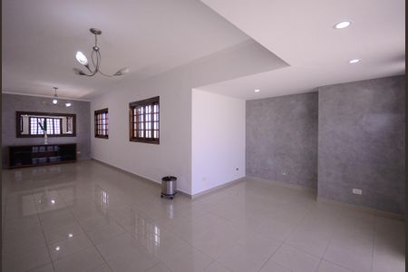 Sala de casa à venda com 3 quartos, 264m² em Cursino, São Paulo