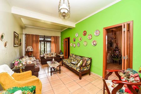 Sala de casa à venda com 4 quartos, 370m² em Santa Maria Goretti, Porto Alegre