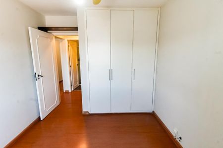 Quarto 1 - Armários de apartamento para alugar com 3 quartos, 110m² em Jardim Taboao, São Paulo