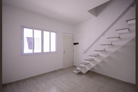 Sala de casa de condomínio à venda com 2 quartos, 55m² em Sacomã, São Paulo