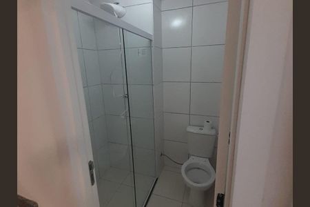 Banheiro de apartamento à venda com 2 quartos, 37m² em Parque Bristol, São Bernardo do Campo