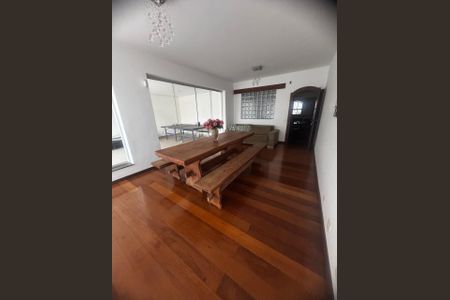 Sala de casa para alugar com 6 quartos, 600m² em Belvedere, Belo Horizonte