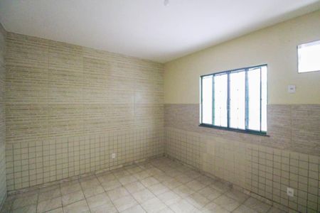 Quarto de casa para alugar com 1 quarto, 40m² em Guaratiba, Rio de Janeiro