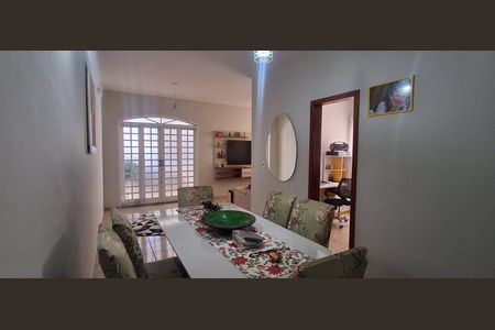 Sala de casa para alugar com 3 quartos, 225m² em Rudge Ramos, São Bernardo do Campo