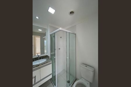 Banheiro de apartamento à venda com 2 quartos, 60m² em Alphaville, Barueri