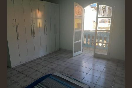 Foto 01 de casa à venda com 3 quartos, 150m² em Pestana, Osasco