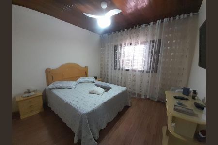 Foto 22 de casa à venda com 3 quartos, 213m² em Umuarama, Osasco