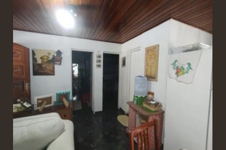 Foto 02 de casa à venda com 6 quartos, 160m² em Jardim do Lago, São Paulo