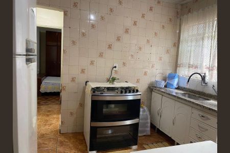 Foto 15 de casa à venda com 2 quartos, 109m² em Jardim Tupanci, Barueri