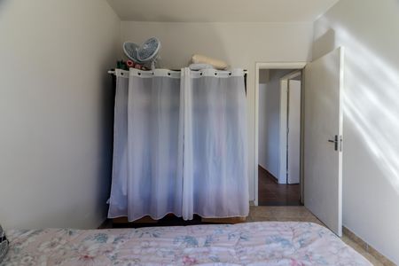 Quarto 2 de casa para alugar com 2 quartos, 75m² em Vila Tiradentes, São Paulo