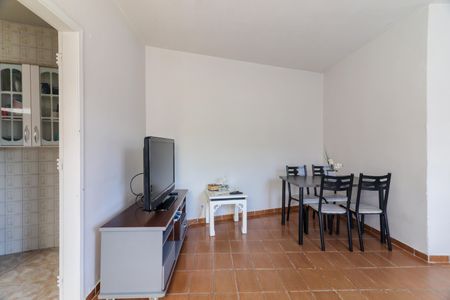 Sala de casa para alugar com 2 quartos, 75m² em Vila Tiradentes, São Paulo