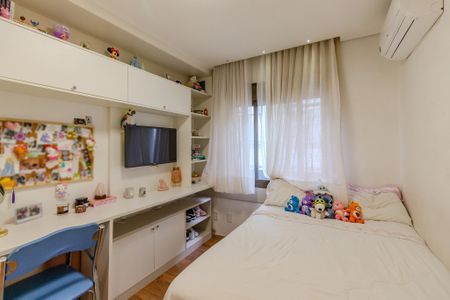 Quarto 1 de apartamento à venda com 3 quartos, 104m² em Jardim Isabel, Porto Alegre