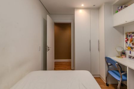 Quarto 1 de apartamento à venda com 3 quartos, 104m² em Jardim Isabel, Porto Alegre