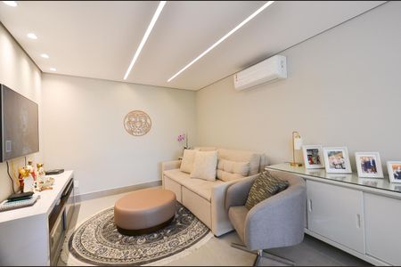Sala de Estar de apartamento para alugar com 3 quartos, 92m² em Santa Efigênia, Belo Horizonte
