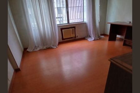 Sala de apartamento para alugar com 4 quartos, 140m² em Icaraí, Niterói