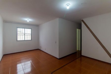 Sala de apartamento à venda com 3 quartos, 70m² em Vila Bancaria, São Paulo