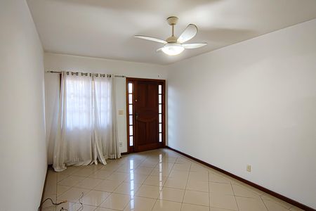 sala de casa à venda com 3 quartos, 150m² em Anil, Rio de Janeiro
