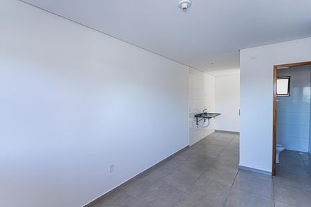 Sala, cozinha e área de serviço de apartamento à venda com 2 quartos, 42m² em Freguesia do Ó, São Paulo