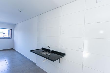 Sala, cozinha e área de serviço de apartamento à venda com 2 quartos, 42m² em Freguesia do Ó, São Paulo