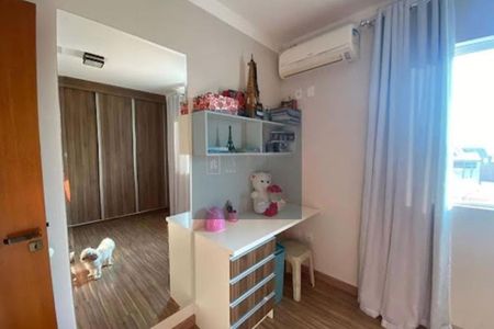 Casa à venda com 3 quartos, 210m² em Parque Residencial Almerinda Chaves, Jundiaí