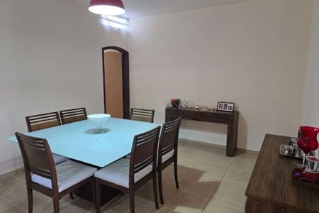 Casa à venda com 3 quartos, 325m² em Vila Nova Jundiai, Jundiaí