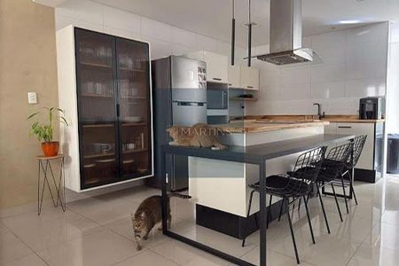 Casa à venda com 3 quartos, 135m² em Jardim Danubio, Jundiaí