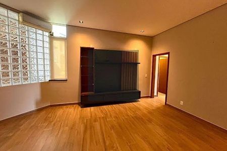 Casa à venda com 5 quartos, 462m² em Jardim Caxambu, Jundiaí