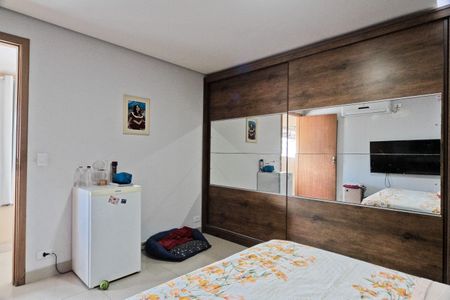 Suíte de casa à venda com 2 quartos, 180m² em Jardim das Gracas, São Paulo