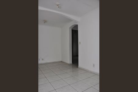 Sala de apartamento para alugar com 2 quartos, 58m² em Jardim do Tiro, São Paulo