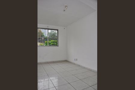 Sala de apartamento para alugar com 2 quartos, 58m² em Jardim do Tiro, São Paulo