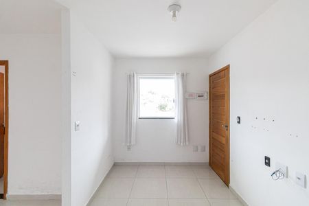 Sala/Cozinha/Área de Serviço de apartamento à venda com 2 quartos, 40m² em Parque Guarani, São Paulo