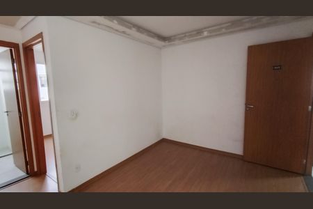 Sala de apartamento para alugar com 2 quartos, 40m² em Parque Santa Rosa, Suzano