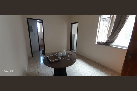Sala de apartamento para alugar com 1 quarto, 55m² em Osvaldo Cruz, Rio de Janeiro