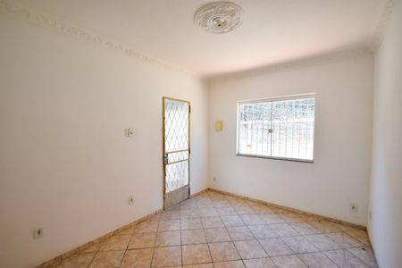 Sala de casa de condomínio à venda com 2 quartos, 50m² em Piedade, Rio de Janeiro