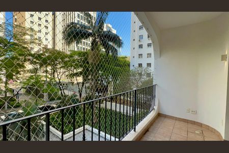 Varanda de apartamento à venda com 2 quartos, 198m² em Jardins, São Paulo