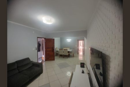 Casa à venda com 3 quartos, 234m² em Vila Helena, Santo André