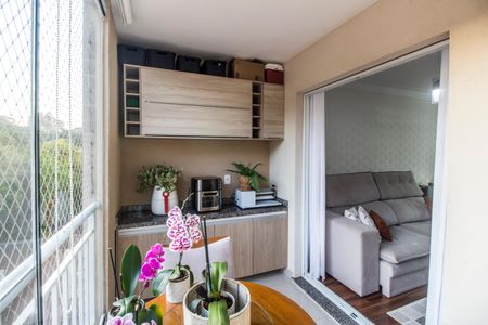 Varanda de apartamento à venda com 3 quartos, 80m² em Jardim Tupanci, Barueri