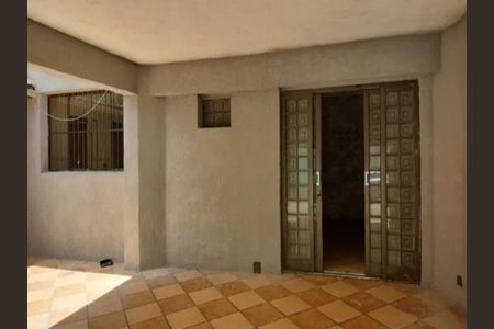 Casa à venda com 2 quartos, 140m² em Vila Dalila, São Paulo