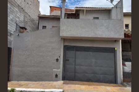 Casa à venda com 2 quartos, 140m² em Vila Dalila, São Paulo