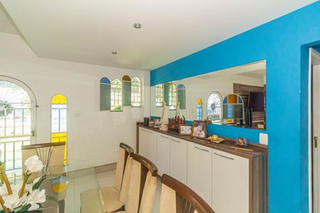 Sala de casa para alugar com 4 quartos, 435m² em Jardim Sulacap, Rio de Janeiro