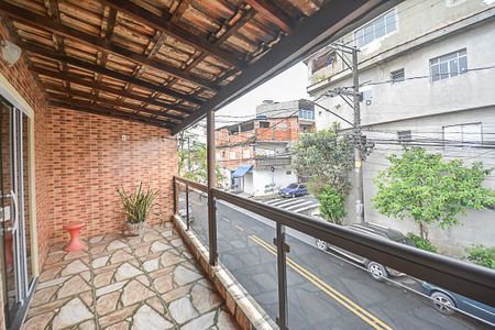 Sacada de casa à venda com 2 quartos, 250m² em Bairro dos Casa, São Bernardo do Campo