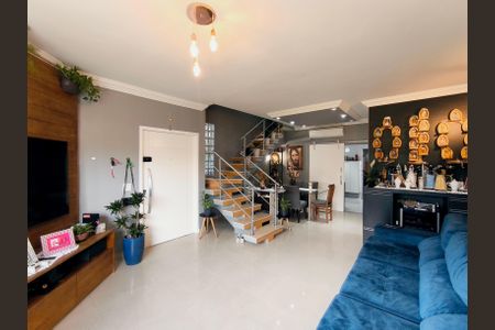 Sala de casa de condomínio à venda com 3 quartos, 160m² em Medeiros, Jundiaí