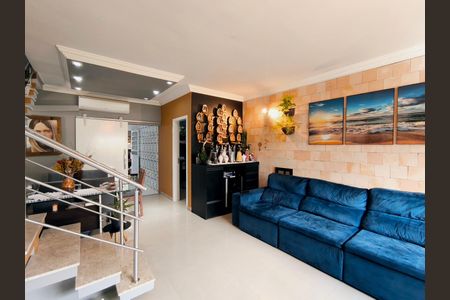 Sala de casa de condomínio à venda com 3 quartos, 160m² em Medeiros, Jundiaí