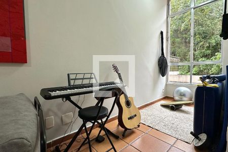 Apartamento para alugar com 2 quartos, 50m² em Leme, Rio de Janeiro