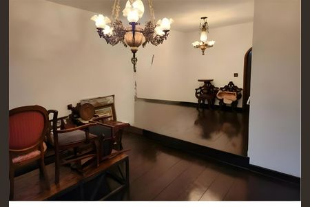 Casa para alugar com 5 quartos, 400m² em Siciliano, São Paulo