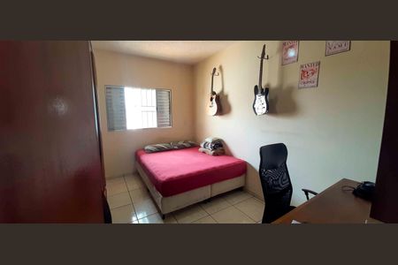 Quarto 1 de casa à venda com 3 quartos, 130m² em Jardim das Flores, Osasco