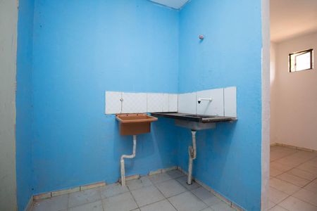 Cozinha e Área de Serviço de kitnet/studio para alugar com 1 quarto, 35m² em Setor Habitacional Vicente Pires, Brasília