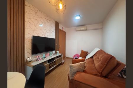 Apartamento à venda com 2 quartos, 58m² em Santos Dumont, São Leopoldo